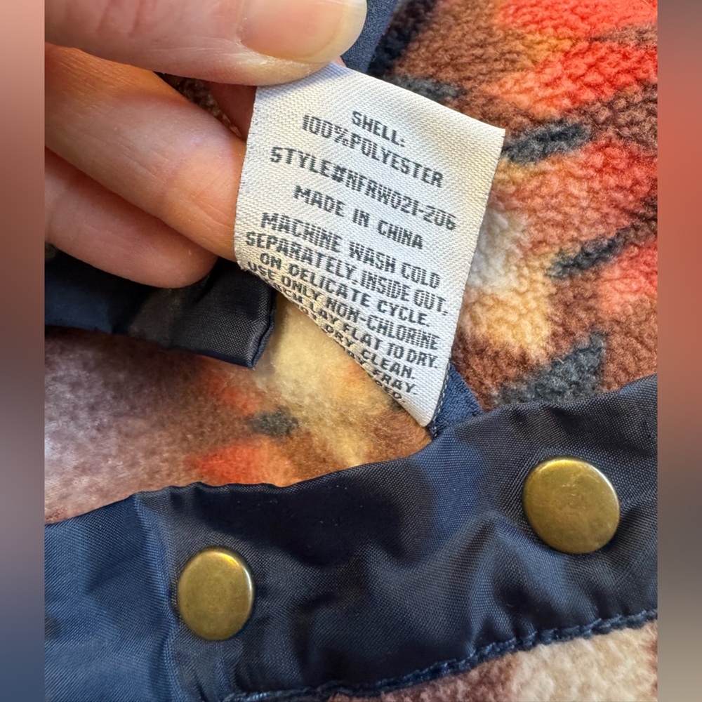 Pro Rodeo Fleece Pullover, Multi Colored, Size Medium - Picture 8 of 11